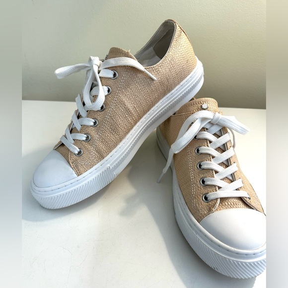 STUART WEITZMAN Ollie Sneakers Woven Raffia Lace Up Shoes Low Top Straw Natural - Picture 2 of 14